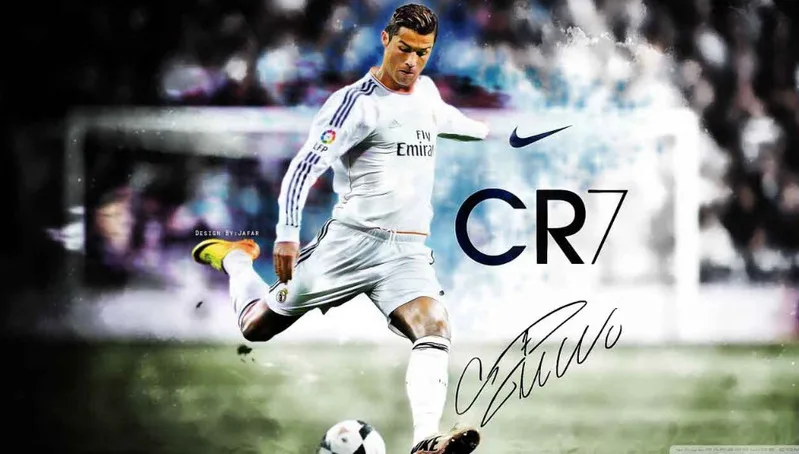 Ronaldo từng mặc số 9 trong mùa đầu tiên tại Real Madrid trước khi chuyển sang số 7 quen thuộc.